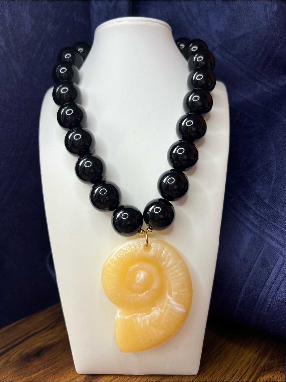 Mayamar Black Bead Necklace with Cream Spiral Shell Pendant NWOT